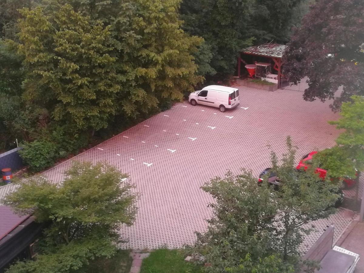 Aparts Oberhausen 奥伯豪森 外观 照片
